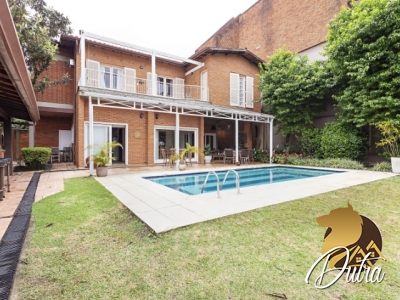 Padrão Cidade Jardim 250m² 04 Dormitórios 03 Suítes 3 Vagas