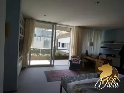 Padrão Jardim Paulista 1460m² 05 Dormitórios 05 Suítes 10 Vagas