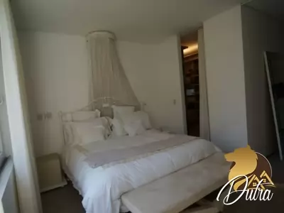 Padrão Jardim Paulista 1460m² 05 Dormitórios 05 Suítes 10 Vagas