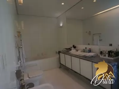 Padrão Jardim Paulista 1460m² 05 Dormitórios 05 Suítes 10 Vagas