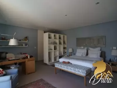 Padrão Jardim Paulista 1460m² 05 Dormitórios 05 Suítes 10 Vagas