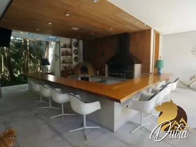 Padrão Jardim Paulista 1460m² 05 Dormitórios 05 Suítes 10 Vagas