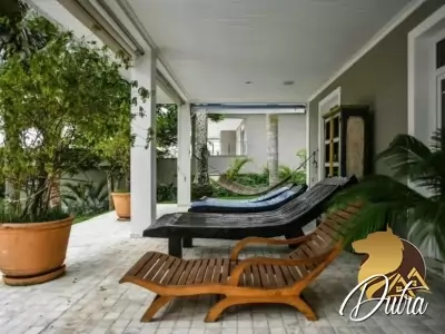 Haras Guancan Granja Viana 1000m² 05 Dormitórios 04 Suítes 6 Vagas