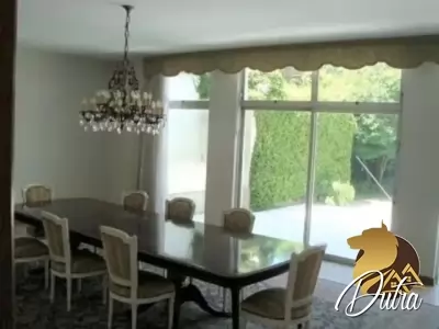 Padrão Jardim Paulista 580m² 05 Dormitórios 04 Suítes 10 Vagas