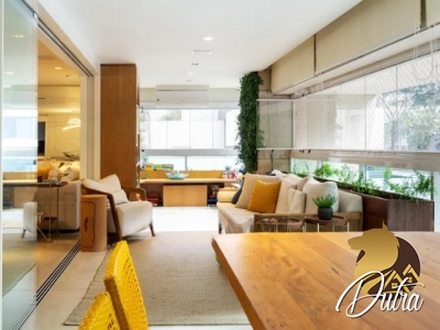 Edifício Ornato Moema Indianópolis 204m² 04 Dormitórios 03 Suítes 3 Vagas