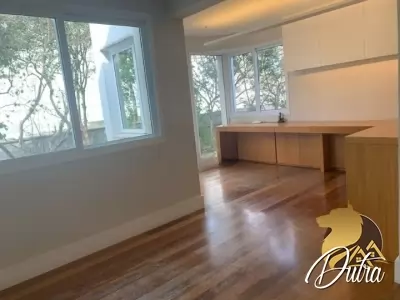 Casa no Jardim luzitânia Jardim Luzitânia 650m² 04 Dormitórios 02 Suítes 8 Vagas