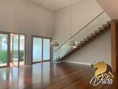 Casa no Jardim luzitânia Jardim Luzitânia 650m² 04 Dormitórios 02 Suítes 8 Vagas