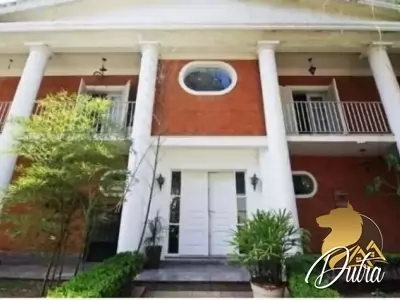 Padrão Alto de Pinheiros 451m² 05 Dormitórios 05 Suítes 6 Vagas