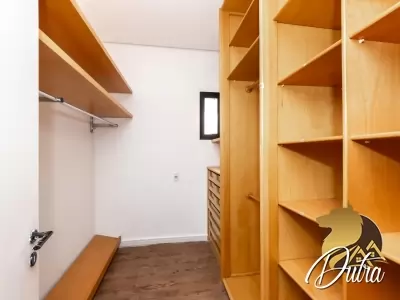 Piazza San Pietro Jardim Vitória Régia 430m² 04 Dormitórios 04 Suítes 5 Vagas