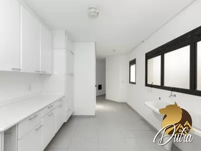 Piazza San Pietro Jardim Vitória Régia 430m² 04 Dormitórios 04 Suítes 5 Vagas