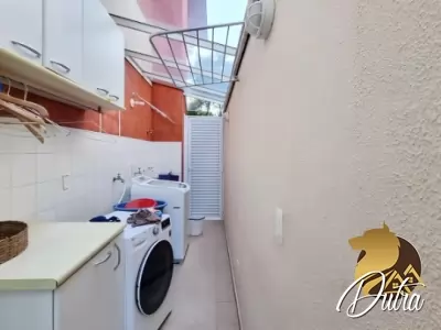 Casa de Condomínio Brooklin Paulista 266m² 04 Dormitórios 02 Suítes 3 Vagas