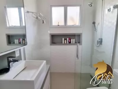 Casa de Condomínio Brooklin Paulista 266m² 04 Dormitórios 02 Suítes 3 Vagas