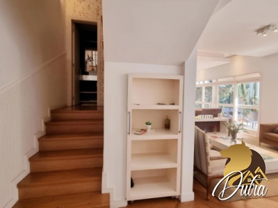 Casa de Condomínio Brooklin Paulista 266m² 04 Dormitórios 02 Suítes 3 Vagas