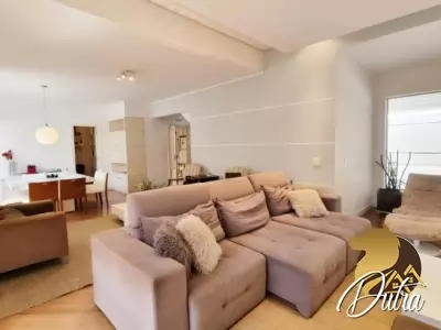 Casa de Condomínio Brooklin Paulista 266m² 04 Dormitórios 02 Suítes 3 Vagas