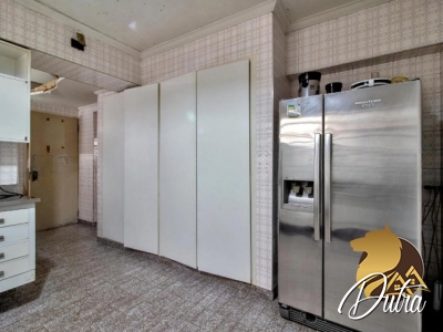 Padrão Jardim Europa 200m² 04 Dormitórios 3 Vagas