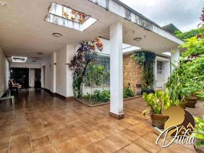 Padrão Jardim Europa 200m² 04 Dormitórios 3 Vagas