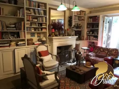 Padrão Jardim Europa 286m² 04 Dormitórios 04 Suítes 2 Vagas