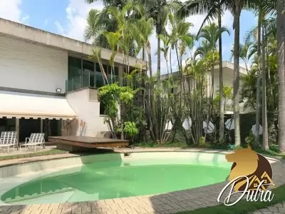 Padrão Vila Madalena 686m² 04 Dormitórios 04 Suítes 6 Vagas