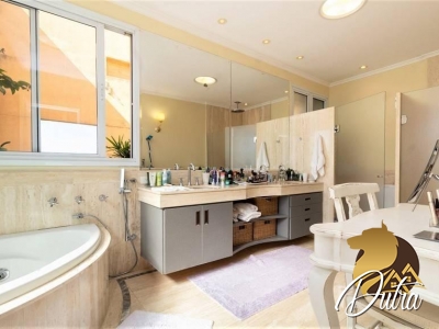 Edificio praça villa lobos Pinheiros 530m² 05 Dormitórios 04 Suítes 6 Vagas