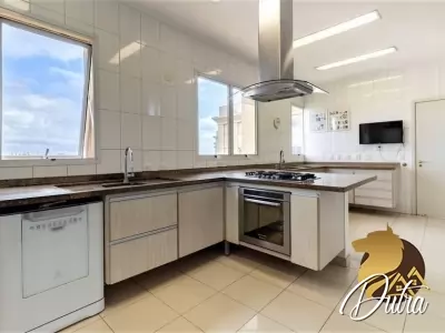 Edificio praça villa lobos Pinheiros 530m² 05 Dormitórios 04 Suítes 6 Vagas