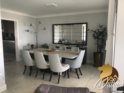 Parque Jardim das Perdizes Água Branca 241m² 04 Dormitórios 03 Suítes 3 Vagas