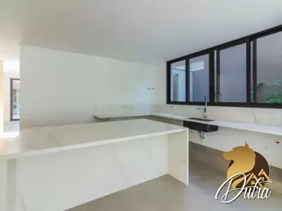 Padrão Alto de Pinheiros 530m² 04 Dormitórios 04 Suítes 4 Vagas