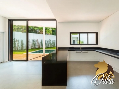 Padrão jardim luzitania 302m² 04 Dormitórios 04 Suítes 3 Vagas