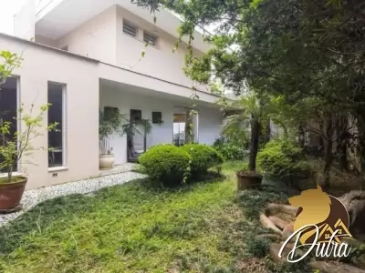 Padrão Jardim Europa 480m² 04 Dormitórios 04 Suítes 4 Vagas