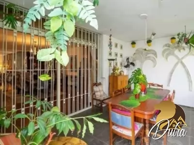 Padrão Jardim Paulistano 350m² 04 Dormitórios 01 Suítes 4 Vagas