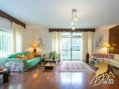 Padrão Jardim Paulistano 350m² 04 Dormitórios 01 Suítes 4 Vagas