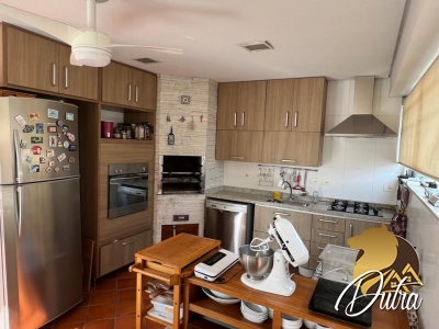 Condomínio Icaraí Vila Olímpia 170m² 04 Dormitórios 01 Suítes 3 Vagas