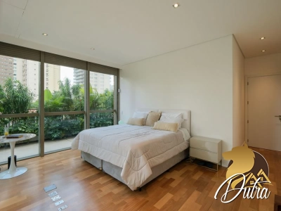Cond. I.180 Ibirapuera Vila Mariana 520m² 04 Dormitórios 04 Suítes 5 Vagas