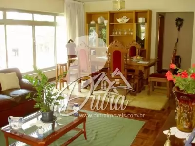 Padrão Alto de Pinheiros 362m² 04 Dormitórios 04 Suítes 4 Vagas