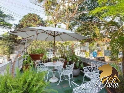 Padrão Jardim Europa 332m² 03 Dormitórios 01 Suítes 2 Vagas