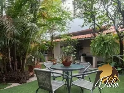 Padrão Jardim Europa 332m² 03 Dormitórios 01 Suítes 2 Vagas