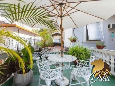 Padrão Jardim Europa 332m² 03 Dormitórios 01 Suítes 2 Vagas