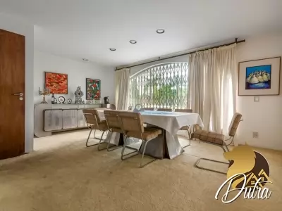 Padrão Cidade Jardim 690m² 04 Dormitórios 04 Suítes 4 Vagas