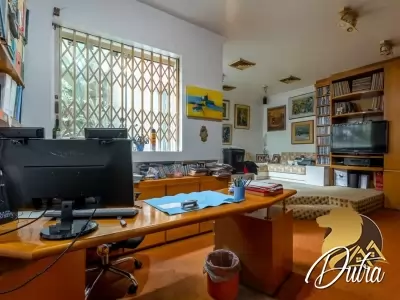 Padrão Cidade Jardim 690m² 04 Dormitórios 04 Suítes 4 Vagas