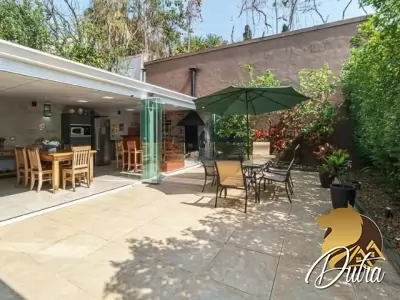 Padrão Chácara Monte Alegre 355m² 04 Dormitórios 02 Suítes 4 Vagas