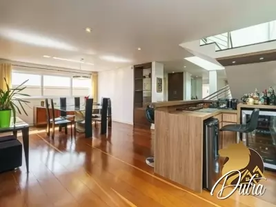 Padrão Chácara Monte Alegre 355m² 04 Dormitórios 02 Suítes 4 Vagas