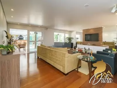 Padrão Chácara Monte Alegre 355m² 04 Dormitórios 02 Suítes 4 Vagas