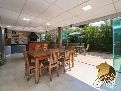 Padrão Chácara Monte Alegre 355m² 04 Dormitórios 02 Suítes 4 Vagas