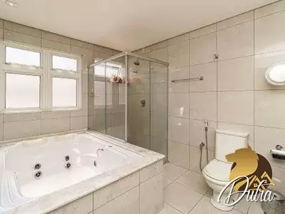 Padrão Chácara Monte Alegre 355m² 04 Dormitórios 02 Suítes 4 Vagas