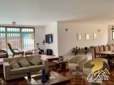 Padrão Alto de Pinheiros 377m² 04 Dormitórios 02 Suítes 4 Vagas