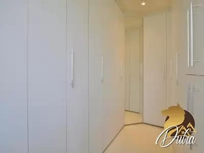 Edifício Geny Chen Itaim Bibi 300m² 03 Dormitórios 02 Suítes 2 Vagas