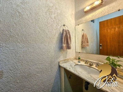 Padrão Indianópolis 193m² 04 Dormitórios 01 Suítes 3 Vagas