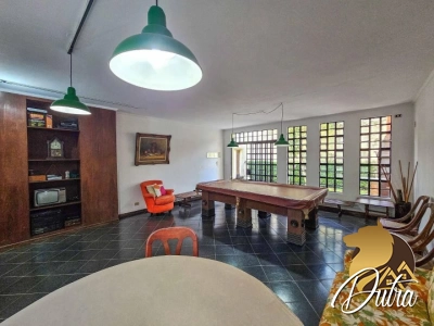 Padrão Indianópolis 193m² 04 Dormitórios 01 Suítes 3 Vagas