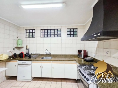 Padrão Indianópolis 193m² 04 Dormitórios 01 Suítes 3 Vagas