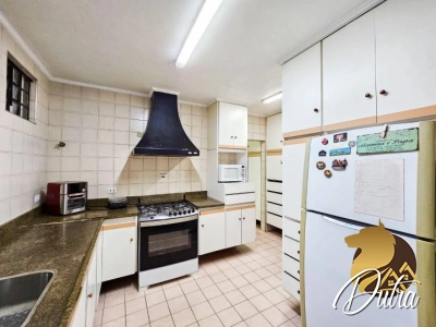 Padrão Indianópolis 193m² 04 Dormitórios 01 Suítes 3 Vagas