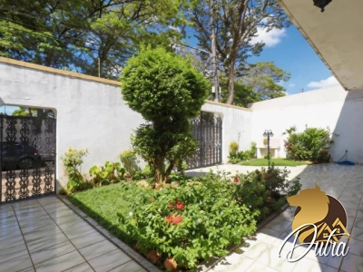 Padrão Jardim Morumbi 460m² 04 Dormitórios 02 Suítes 4 Vagas